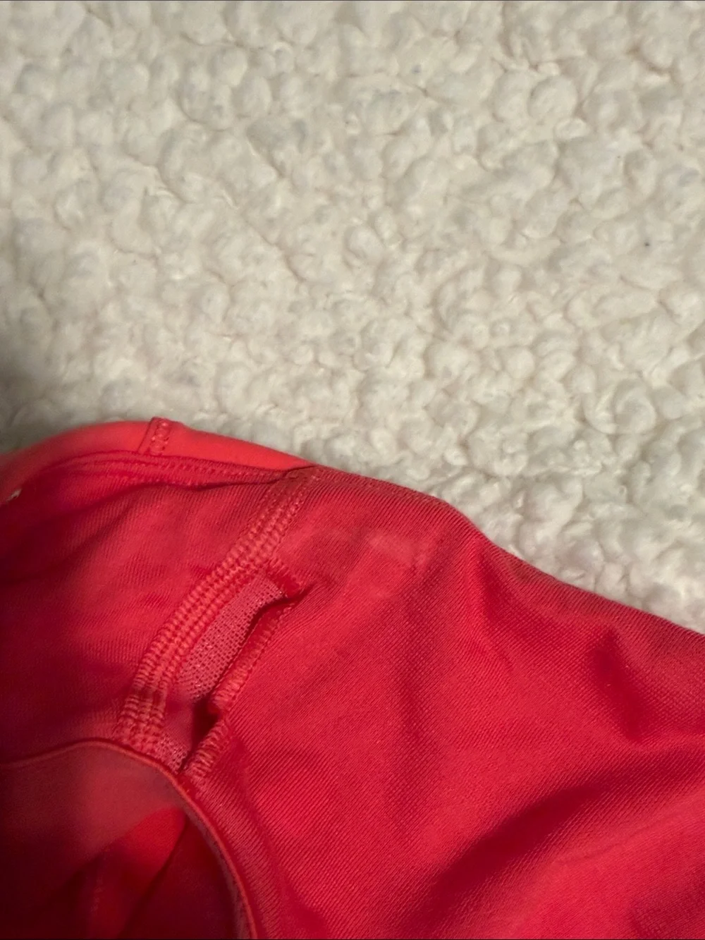 Lululemon Women’s Coral Pink Sports Bra sz 4
